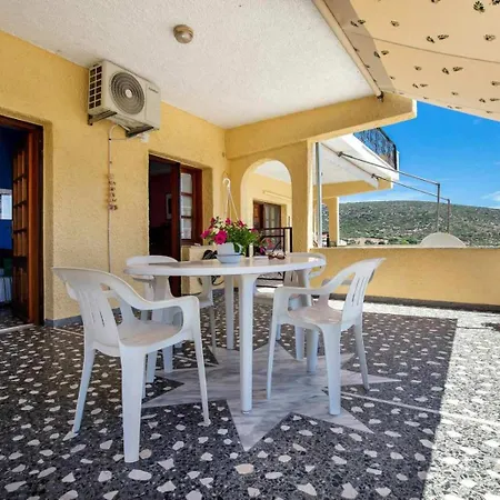 Elia Apartman